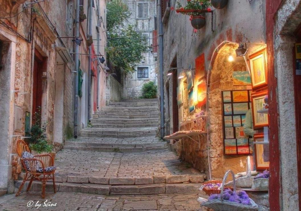 Apartments Mary & Free Parking Rovinj Quarto foto